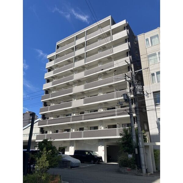 レジュールアッシュ江坂の物件外観写真