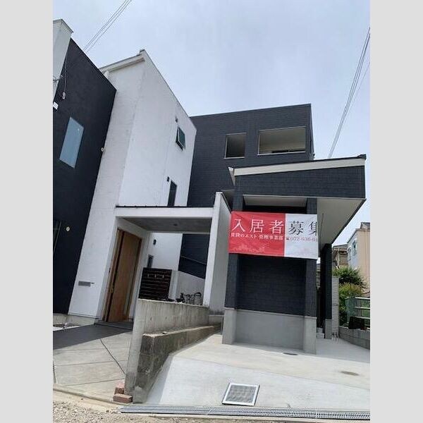 ALEGRIA豊津の物件外観写真