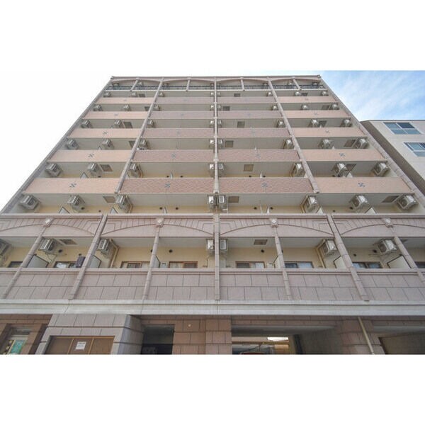 Uresidence京橋の物件外観写真