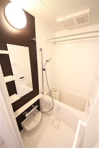 エステムコート新大阪XIIIニスタの物件内観写真