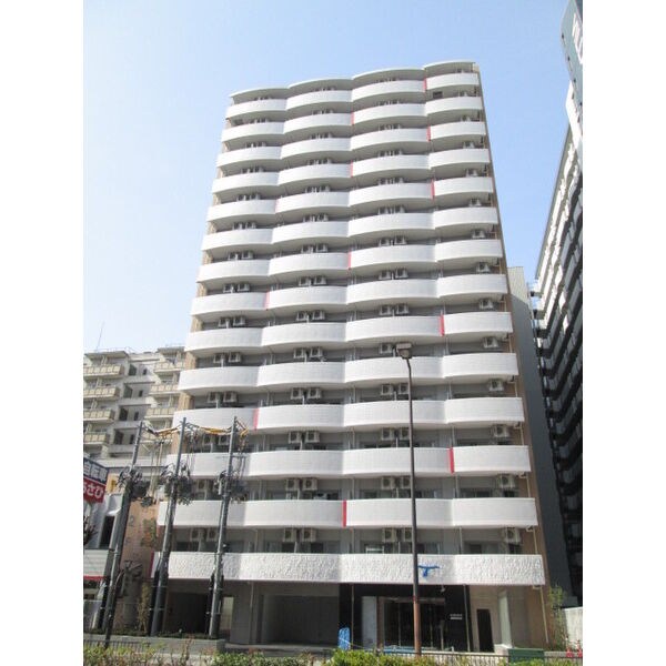 セレニテ新大阪カルムの物件外観写真