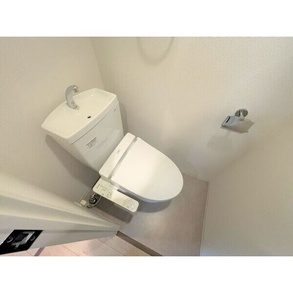 セレニテ新大阪カルムの物件内観写真