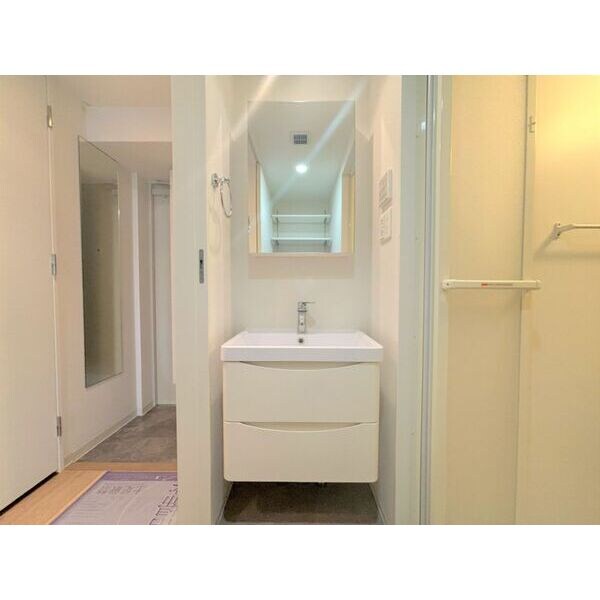 セレニテ新大阪カルムの物件内観写真