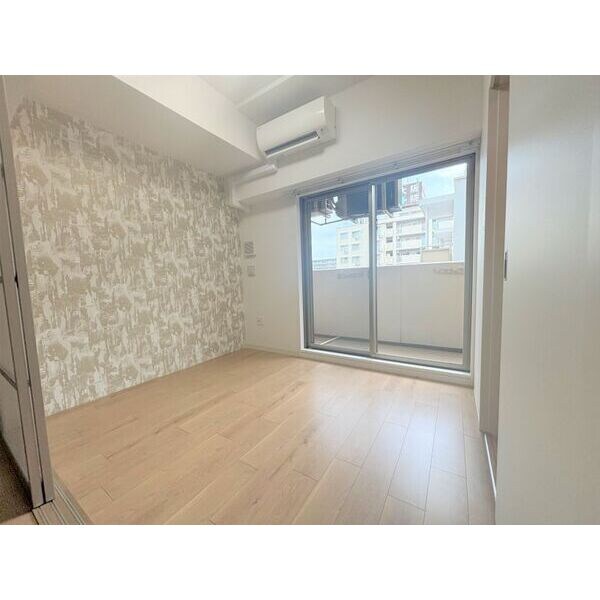 セレニテ新大阪カルムの物件内観写真