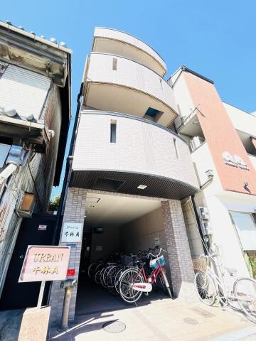 アーバン千林A棟の物件外観写真