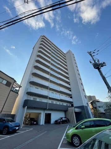 ディクス福島レジデンスの物件外観写真