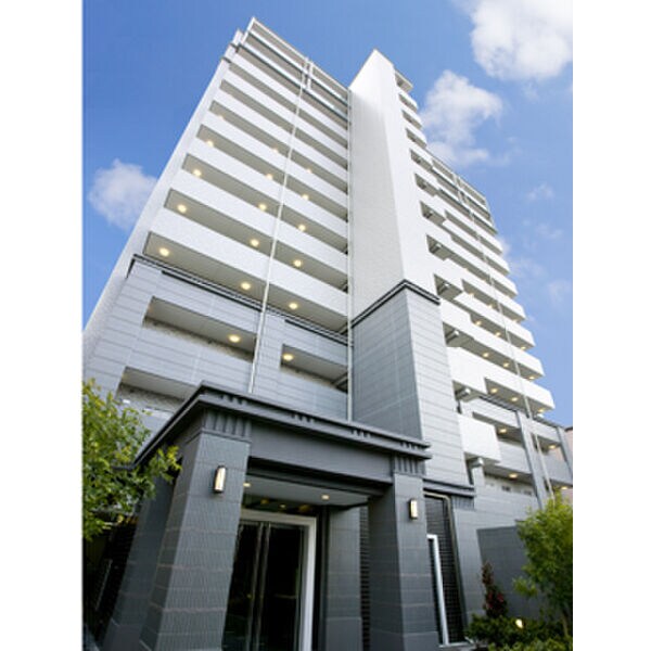 ルクレ京橋の物件外観写真