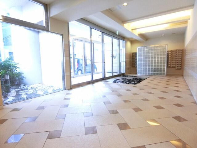 WGB江坂の物件外観写真