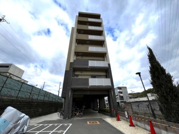 プレアデス千里山田の物件外観写真