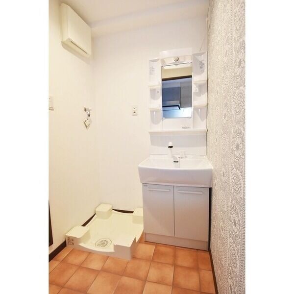 ウインズコート都島の物件内観写真