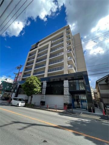 AMKレフィナード中宮の物件外観写真