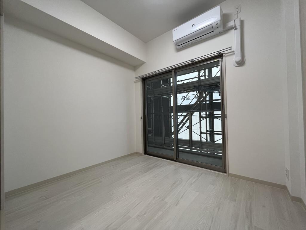 AMKレフィナード中宮の物件内観写真