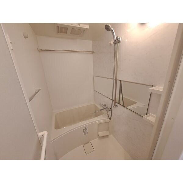 スプランディッド京橋EASTの物件内観写真