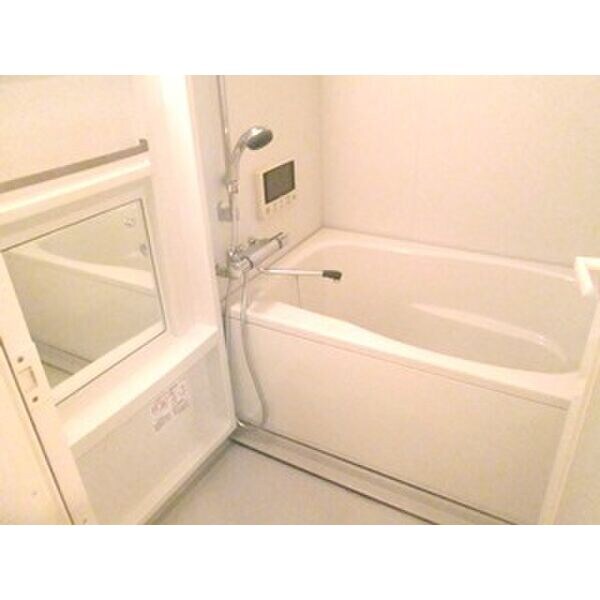 グランシス江坂の物件内観写真