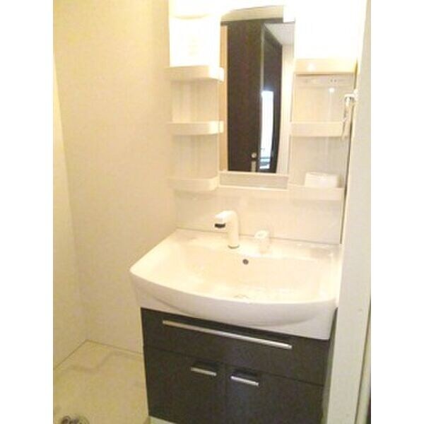 グランシス江坂の物件内観写真