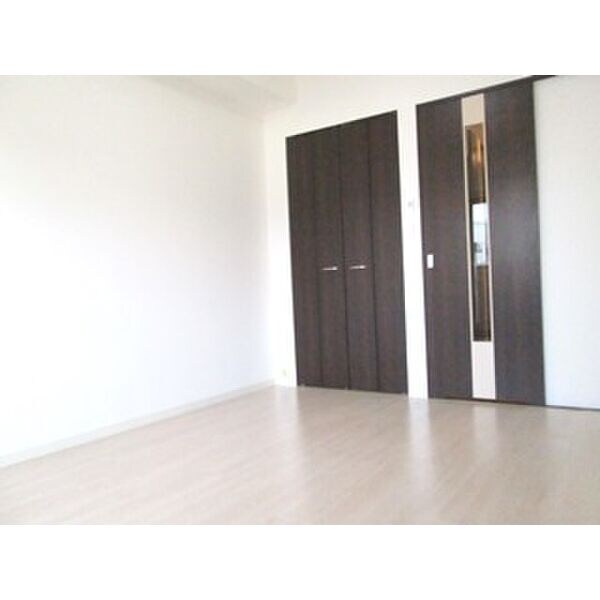 グランシス江坂の物件内観写真