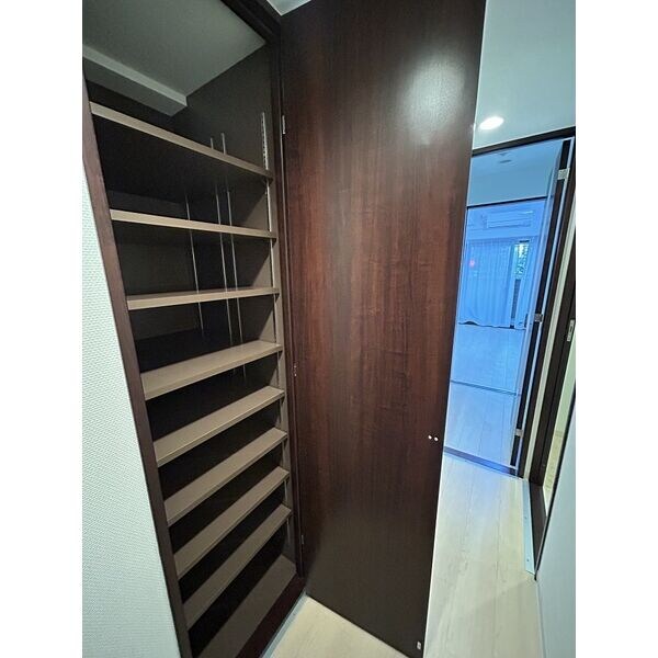 グランシス江坂の物件内観写真