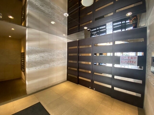 Mid　Court　新大阪の物件外観写真