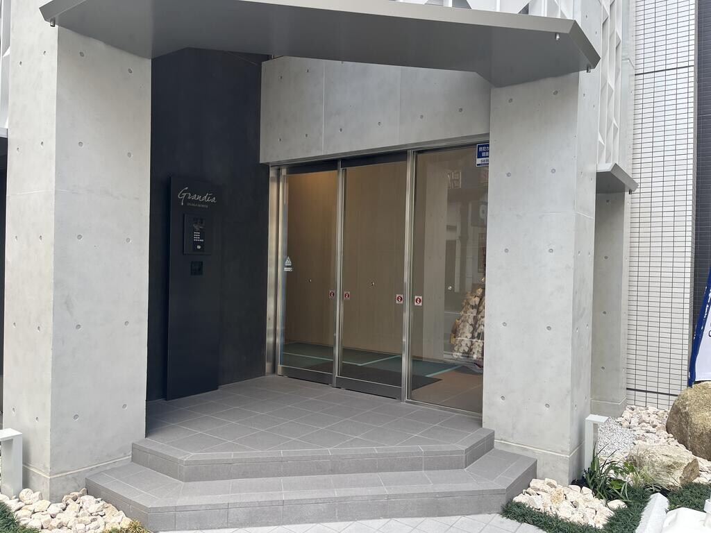 グランディア大阪ノースの物件外観写真