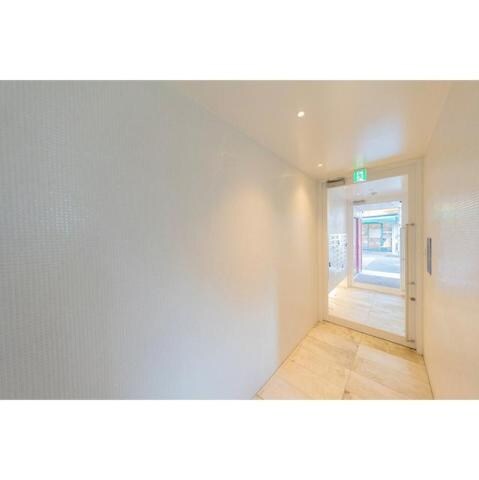 アウラ新大阪の物件外観写真