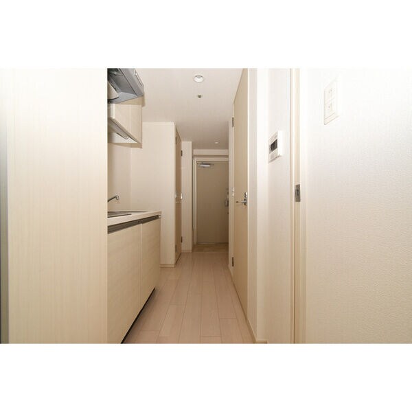 アドバンス西梅田ラシュレの物件内観写真