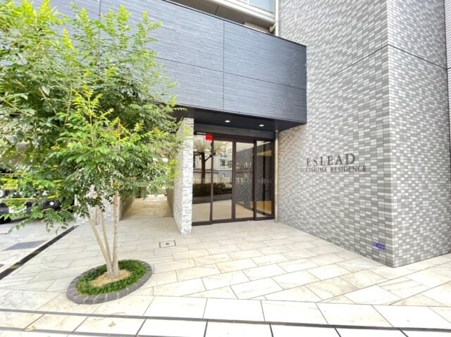 エスリード福島レジデンスの物件外観写真