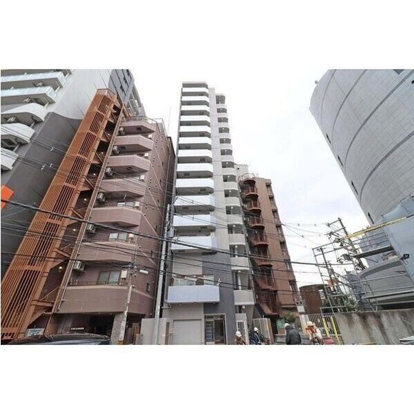 パークフラッツ野田阪神駅前の物件外観写真