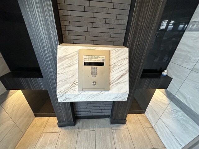 プレサンス塚本ミッドマークの物件外観写真