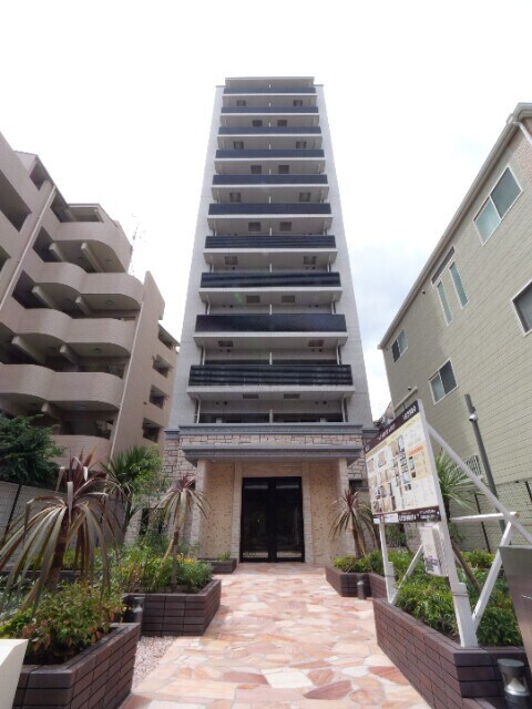 プレジオ西中島ASIANの物件外観写真