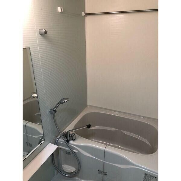 シャルマンパレ淡路の物件内観写真