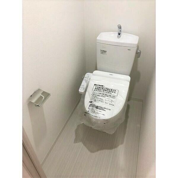 シャルマンパレ淡路の物件内観写真