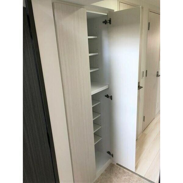 シャルマンパレ淡路の物件内観写真