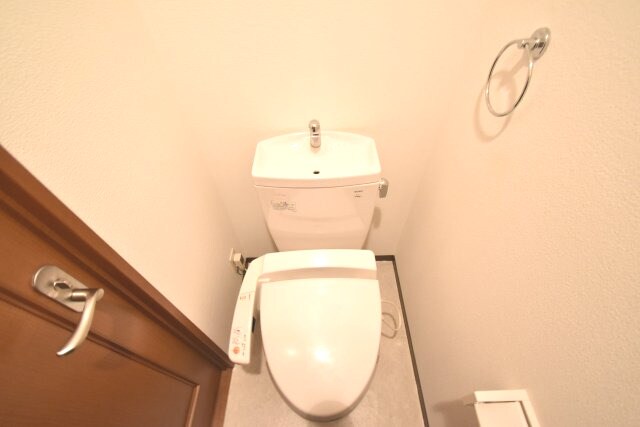 ラクラス高殿の物件内観写真