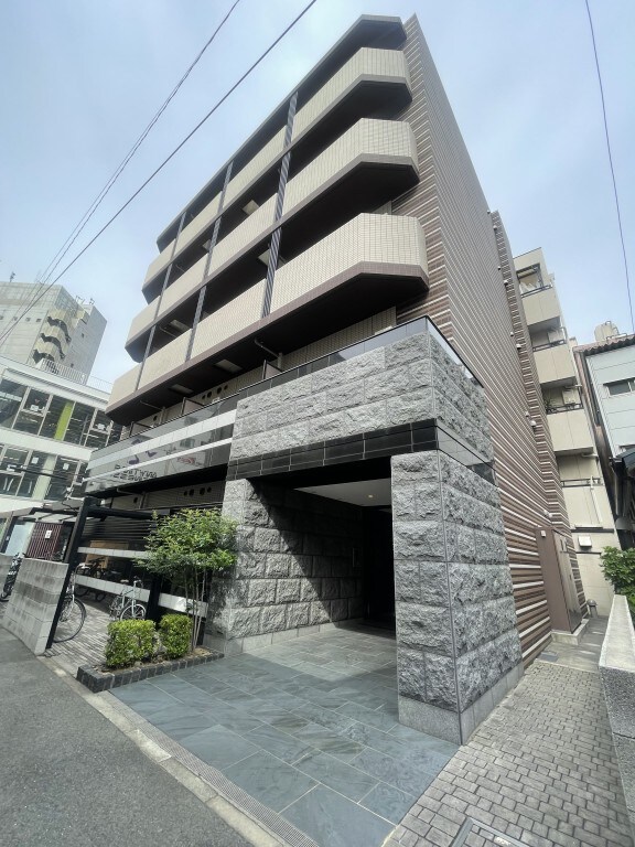 セイワパレス福島駅前の物件外観写真