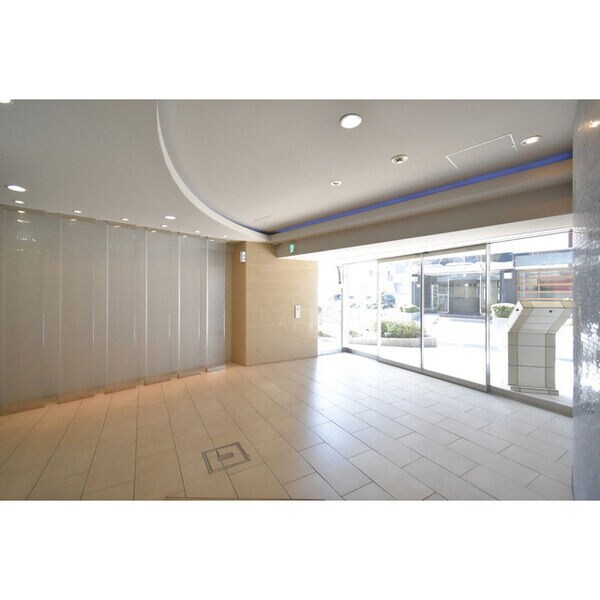 SERENiTE江坂四番館の物件内観写真