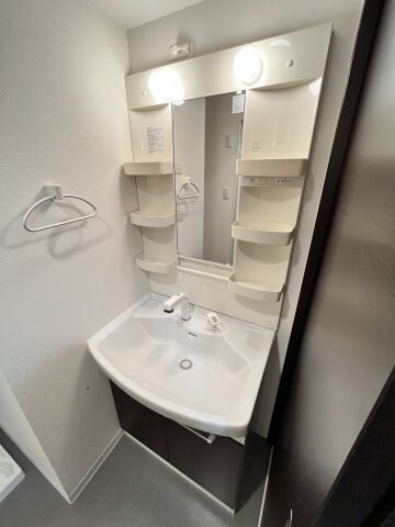 パイン　ヴィレッジの物件内観写真