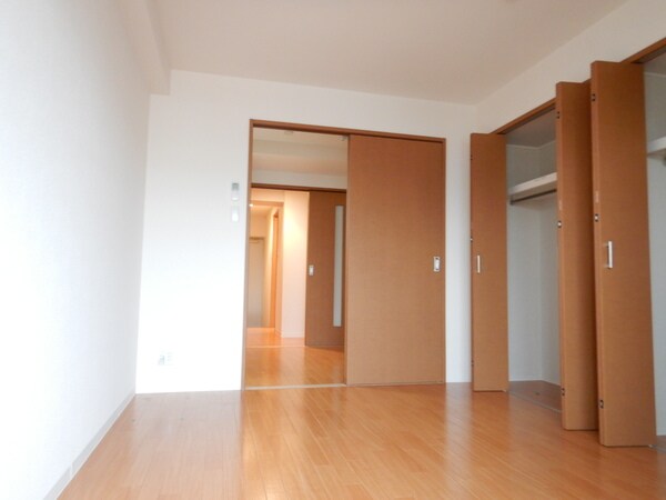 パイン　ヴィレッジの物件内観写真