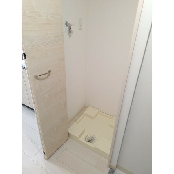 THE RESIDENCE Hの物件内観写真