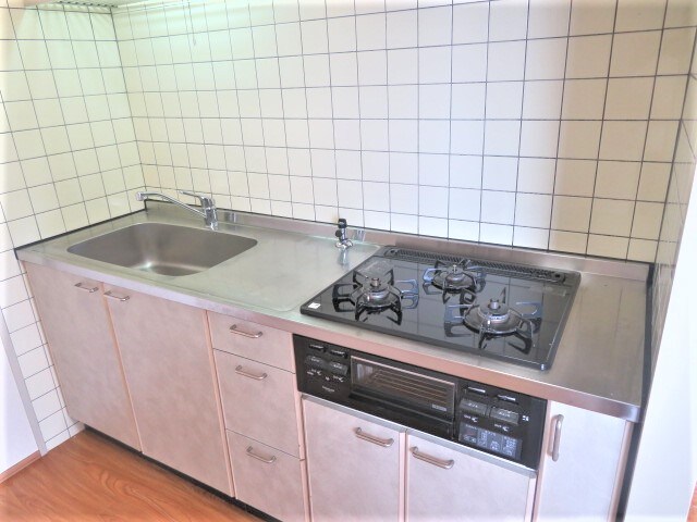 エステート小松の物件内観写真