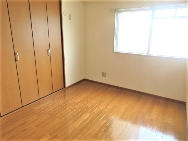 エステート小松の物件内観写真