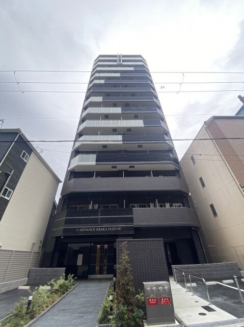 アドバンス大阪フルーヴの物件外観写真