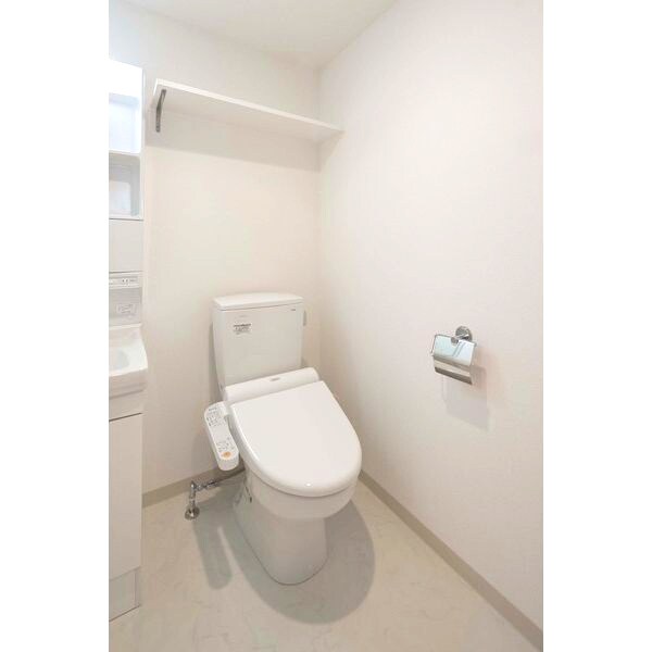 エステムコート新大阪VIIIレヴォリスの物件内観写真