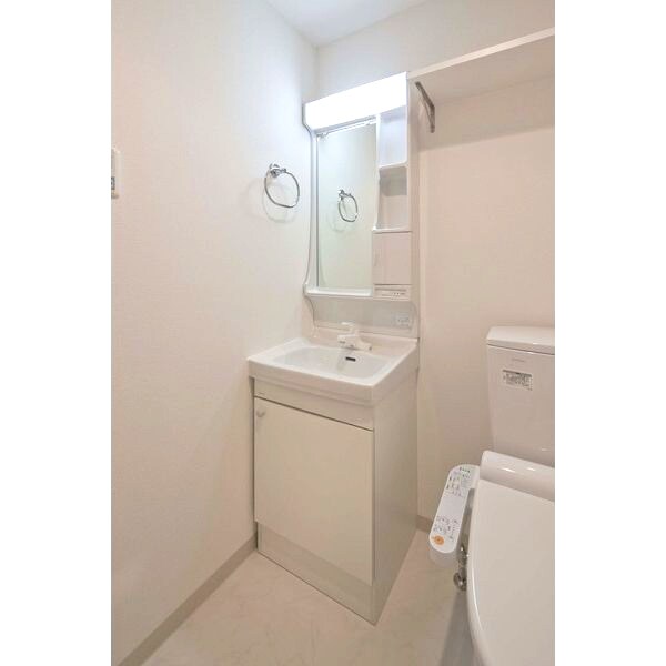 エステムコート新大阪VIIIレヴォリスの物件内観写真