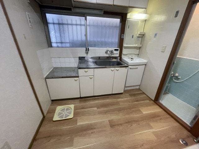 門真市朝日町貸家(事務所使用・大型犬飼育可)の物件内観写真