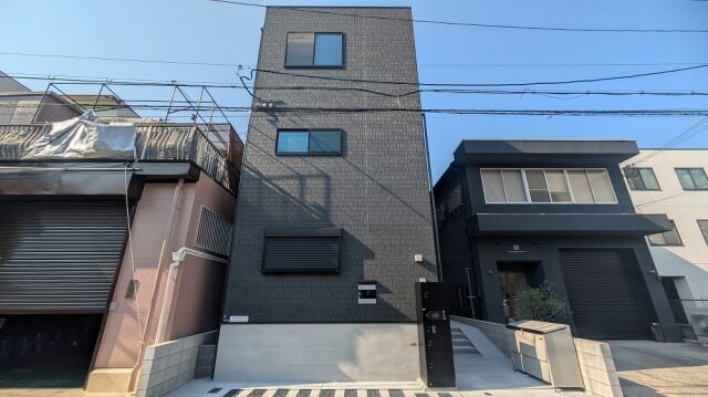 ハーモニーテラス江坂の物件外観写真