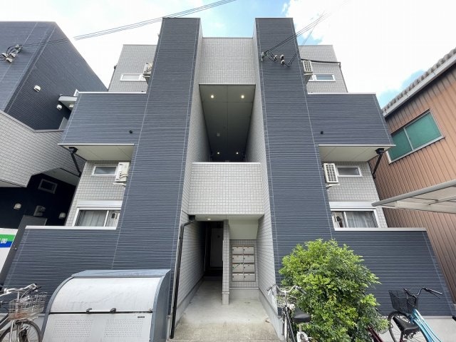 ラミアカーサ衣摺の物件外観写真