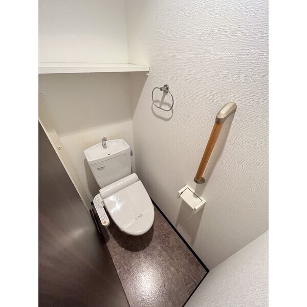 アリビオ江坂垂水町の物件内観写真