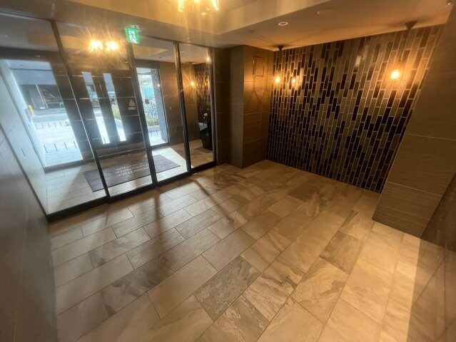 プレサンス塚本アクミリオンの物件外観写真