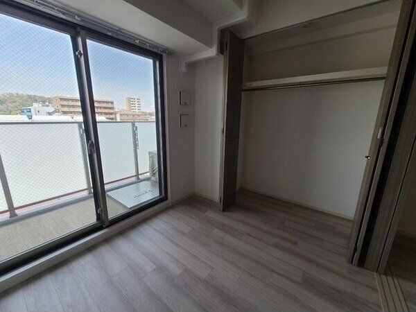 エスリードレジデンス江坂垂水町の物件内観写真