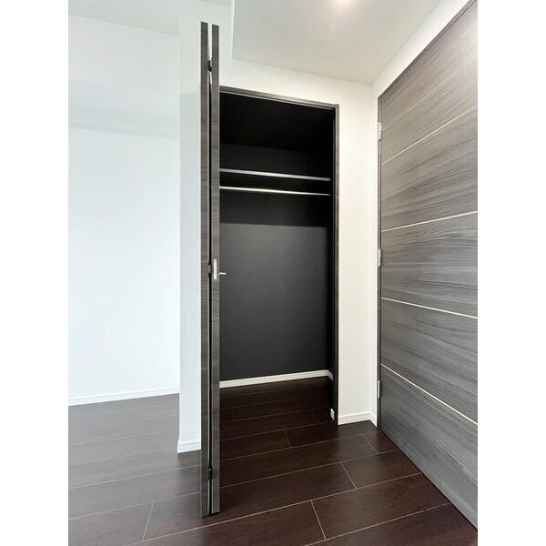 グランドロアール南巽の物件内観写真